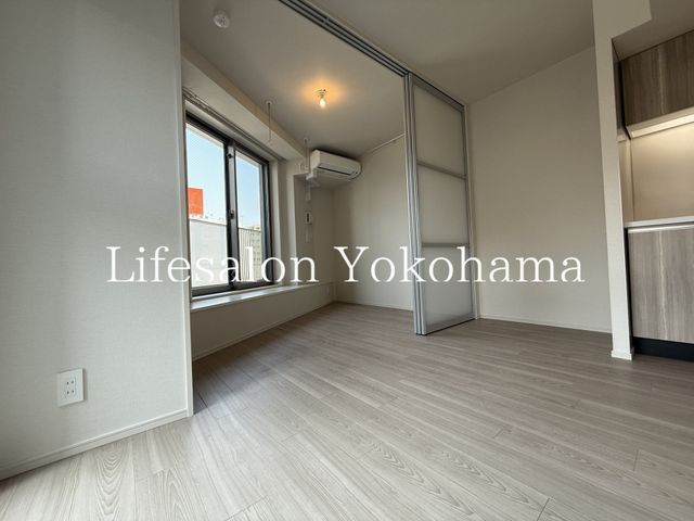 �y���ԁE���r���O�z�@���r���O/����