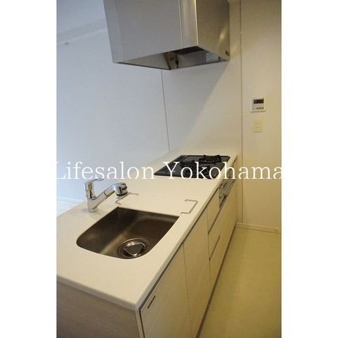 �y�L�b�`���z�@