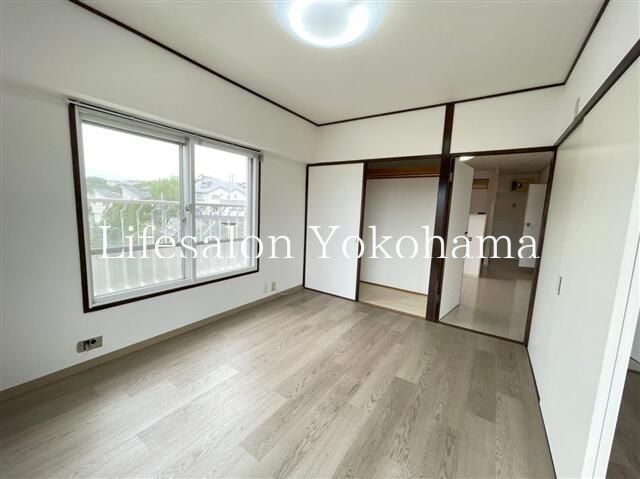 �y���̑������E�X�y�[�X�z�@