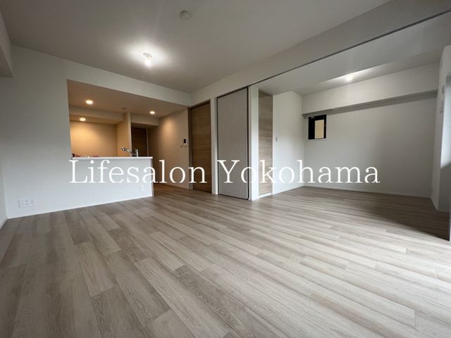 �y���ԁE���r���O�z�@���r���O/����