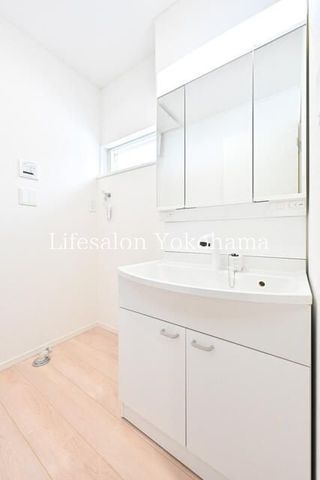yʏz@