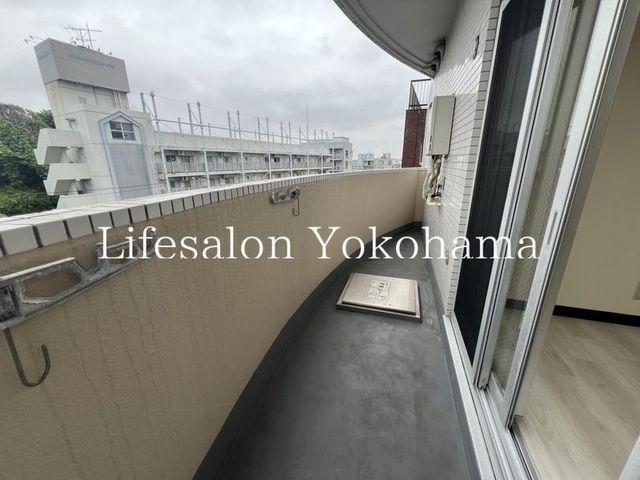 �y�o���R�j�[�z�@