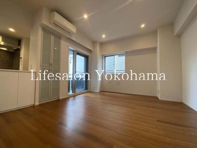 �y���ԁE���r���O�z�@���r���O/����