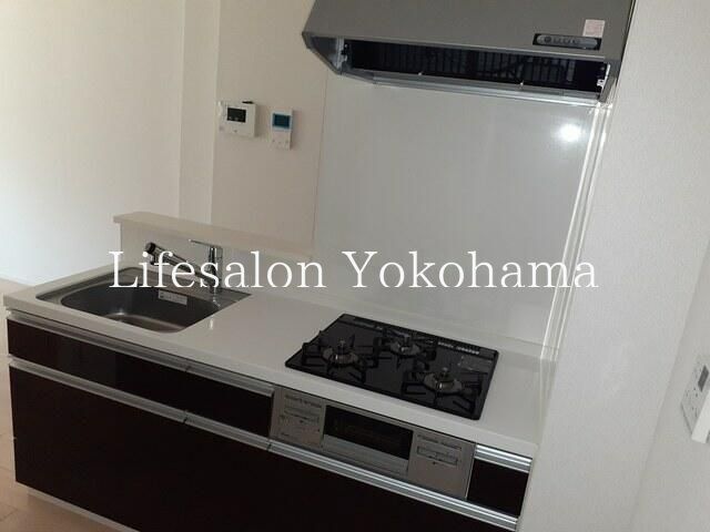 �y�L�b�`���z�@