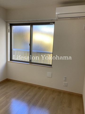 �y���ԁE���r���O�z�@