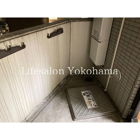 �y�o���R�j�[�z�@