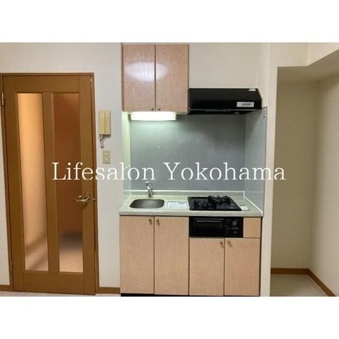 �y�L�b�`���z�@