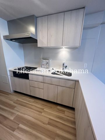 �y�L�b�`���z�@