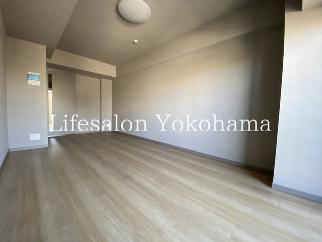 �y���̑������E�X�y�[�X�z�@