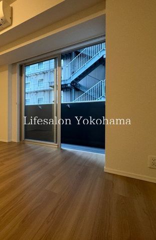 �y���ԁE���r���O�z�@���r���O/����