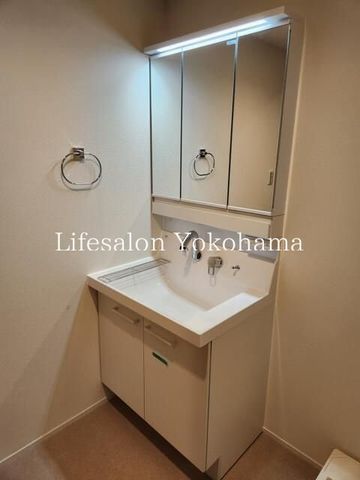 �y���ʏ��z�@