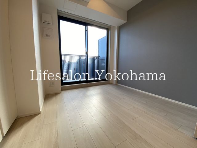 �y���ԁE���r���O�z�@
