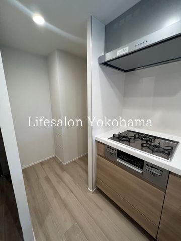 �y�L�b�`���z�@