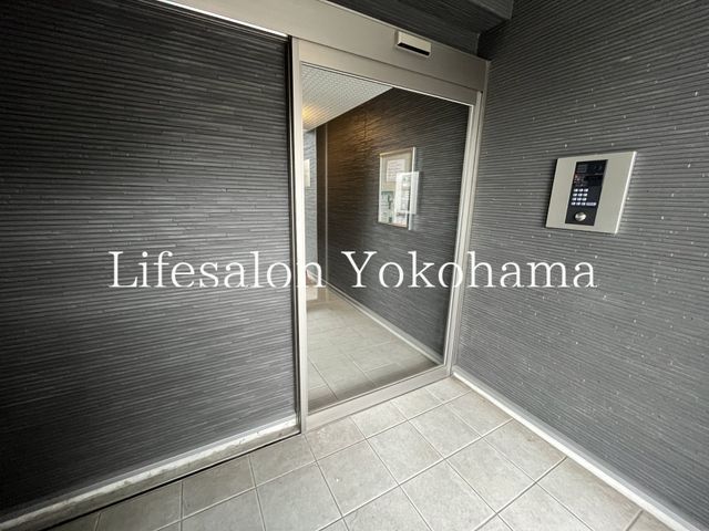 �y���̑��ݔ��z�@