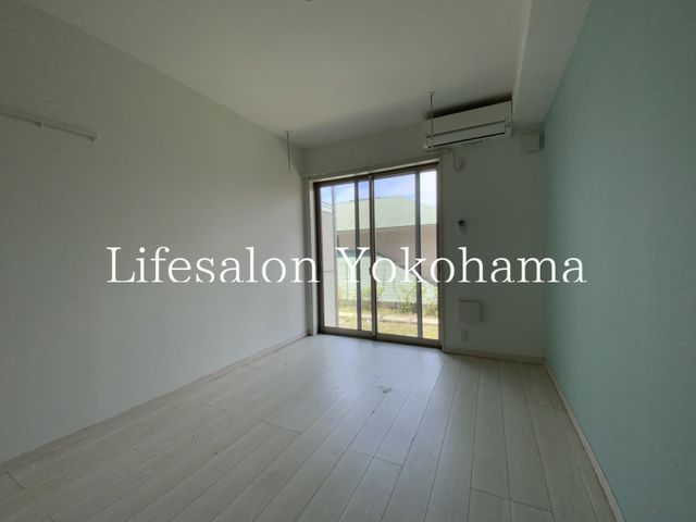 �y���ԁE���r���O�z�@