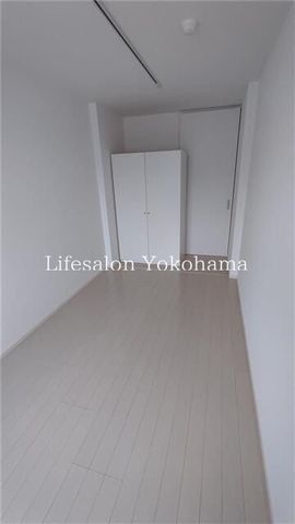 �y���ԁE���r���O�z�@