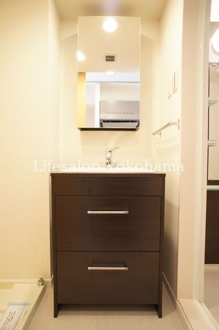 �y���ʏ��z�@