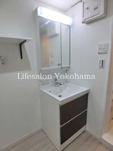 �y���ʏ��z�@