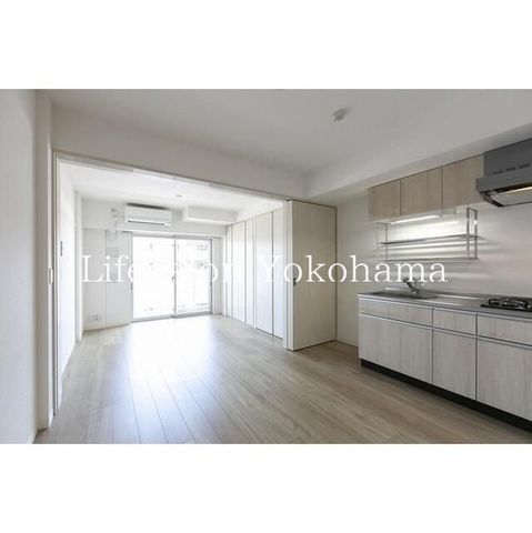 �y���ԁE���r���O�z�@