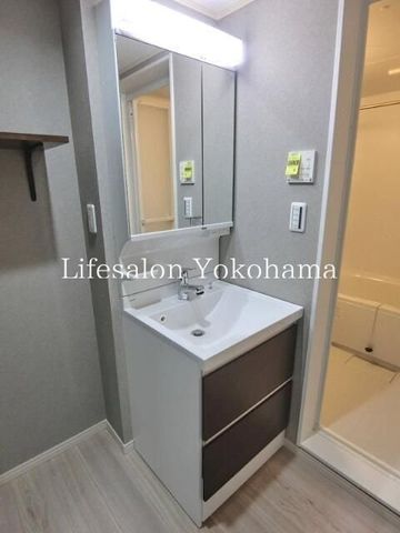 �y���ʏ��z�@