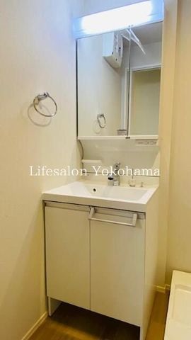 �y���ʏ��z�@