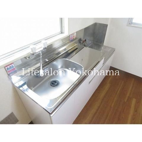 �y�L�b�`���z�@