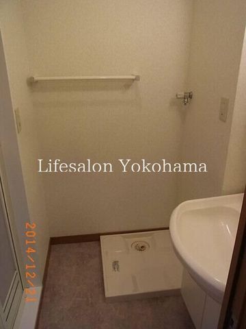 �y���̑��ݔ��z�@