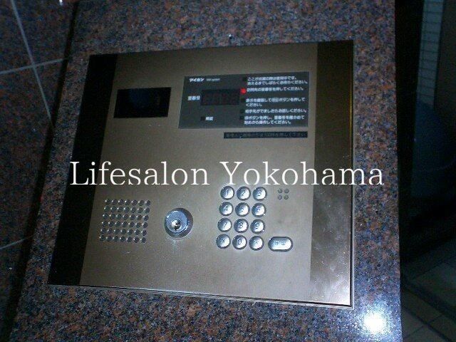 y̑ݔz@