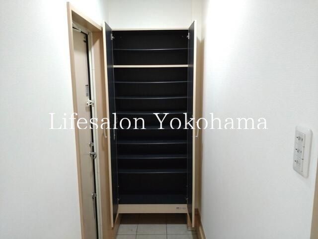 �y���̑��ݔ��z�@