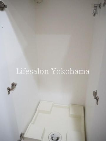 y̑ݔz@
