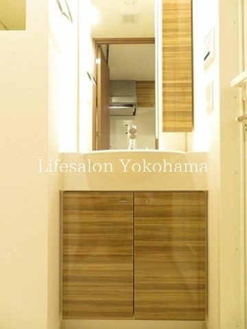 �y���ʏ��z�@