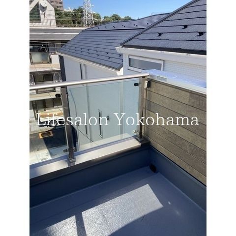 �y�o���R�j�[�z�@