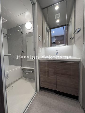 �y���ʏ��z�@