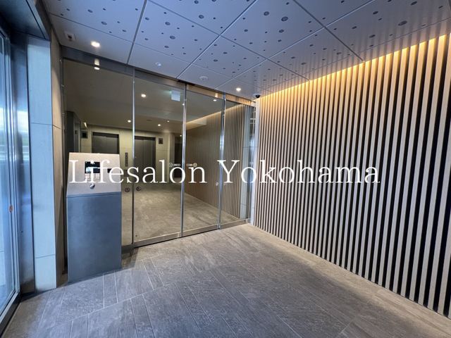 �y���̑��ݔ��z�@