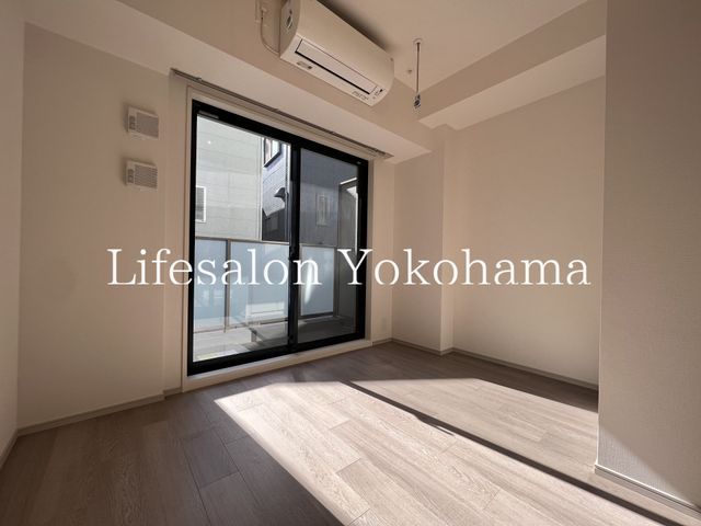 �y���ԁE���r���O�z�@