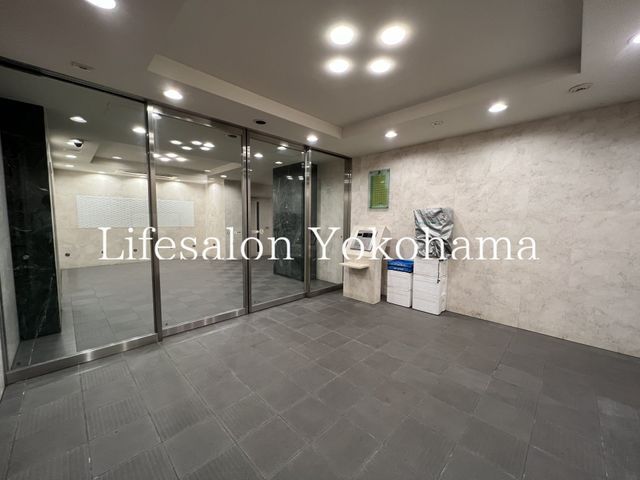 �y���̑��ݔ��z�@