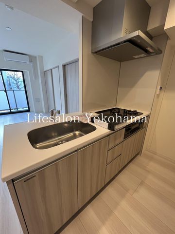 �y�L�b�`���z�@