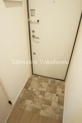 yցz@