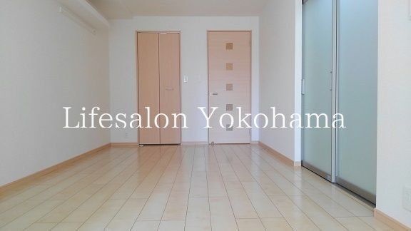 �y���ԁE���r���O�z�@