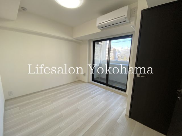 �y���̑��ݔ��z�@���r���O/����