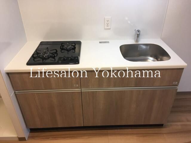 �y�L�b�`���z�@