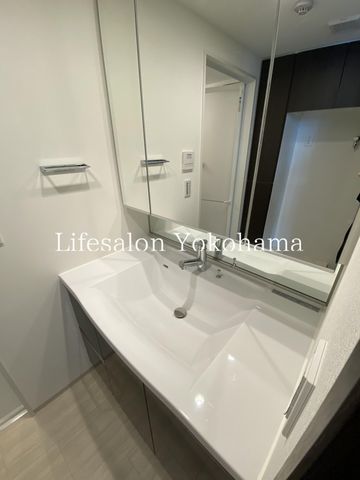 �y���ʏ��z�@�o�X