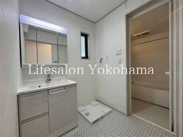 �y���ʏ��z�@