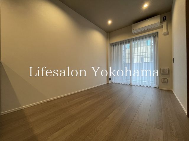 �y���ԁE���r���O�z�@���r���O/����