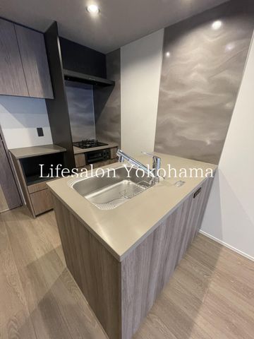 �y�L�b�`���z�@