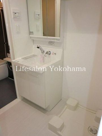 �y���ʏ��z�@