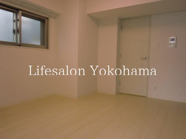 �y���ԁE���r���O�z�@