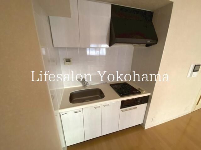 �y�L�b�`���z�@