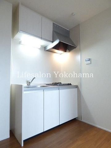 �y�L�b�`���z�@