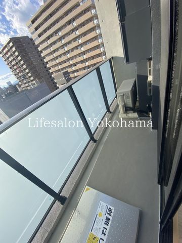 �y�o���R�j�[�z�@���]